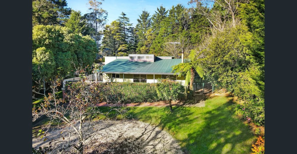 Stay 4 Nights, Pay for 3 – Magnolia Cottage Special